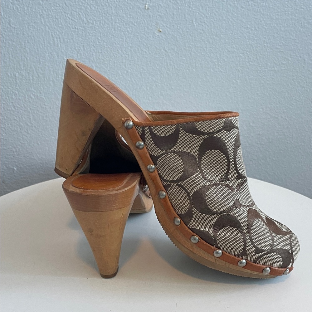 Coach Tan & Brown Signature Canvas Clog Heels - Picture 4 of 6